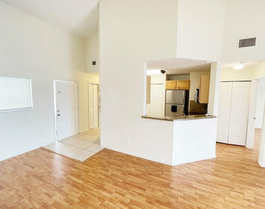 3409 Nw 44th Street - Photo Thumbnail 10