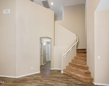 43395 W Wild Horse Trail - Photo Thumbnail 20