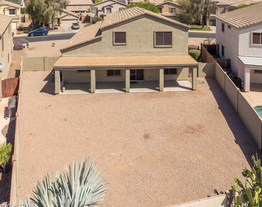 43395 W Wild Horse Trail - Photo Thumbnail 5