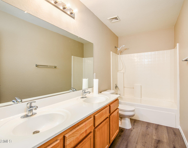 43395 W Wild Horse Trail - Photo Thumbnail 28