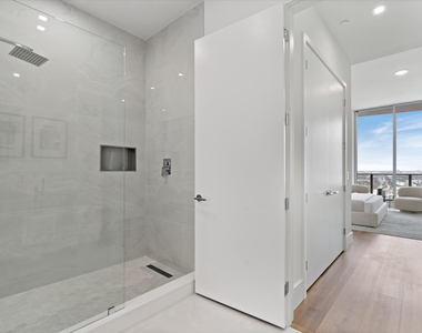 220 Lake Shore Drive - Photo Thumbnail 17