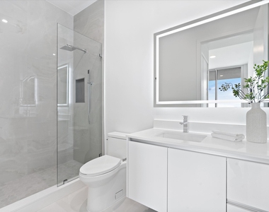 220 Lake Shore Drive - Photo Thumbnail 20