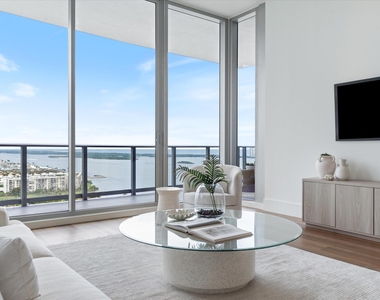 220 Lake Shore Drive - Photo Thumbnail 2