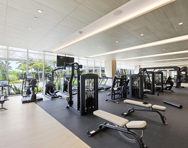 220 Lake Shore Drive - Photo Thumbnail 54