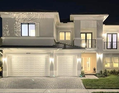 6930 Nw 27th Avenue - Photo Thumbnail 1