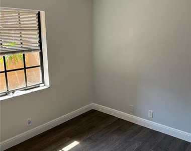 9015 W Sunrise Boulevard - Photo Thumbnail 21