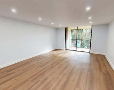 1555 S Federal Highway - Photo Thumbnail 11