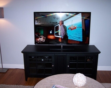 120 N M Street - Photo Thumbnail 9