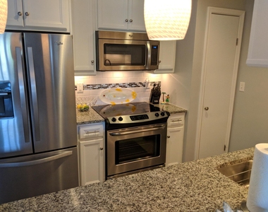 120 N M Street - Photo Thumbnail 13