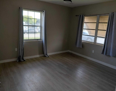5749-5753 Grant Street - Photo Thumbnail 11