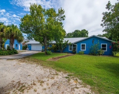 725 Sw 4th Ave Avenue Sw - Photo Thumbnail 4