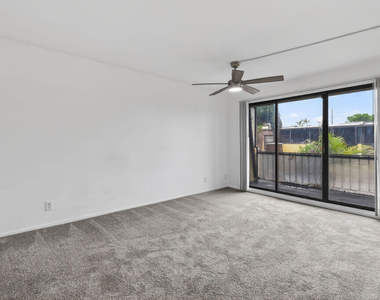 3502 Gardens E Drive - Photo Thumbnail 28