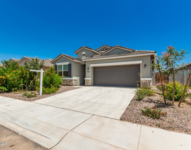 36501 N Senepol Street - Photo Thumbnail 4