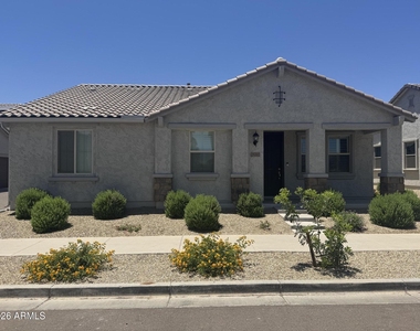25202 N 142nd Drive - Photo Thumbnail 2