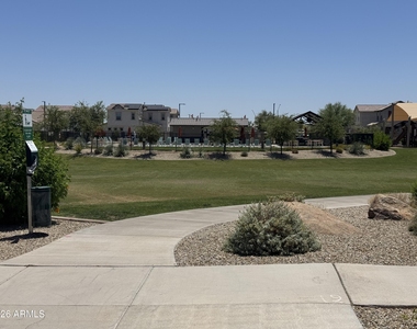 25202 N 142nd Drive - Photo Thumbnail 41