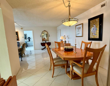 2841 N Ocean Boulevard - Photo Thumbnail 6