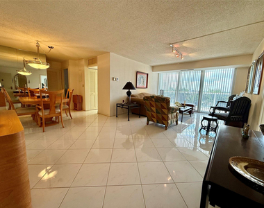 2841 N Ocean Boulevard - Photo Thumbnail 2