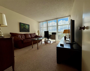 2841 N Ocean Boulevard - Photo Thumbnail 14