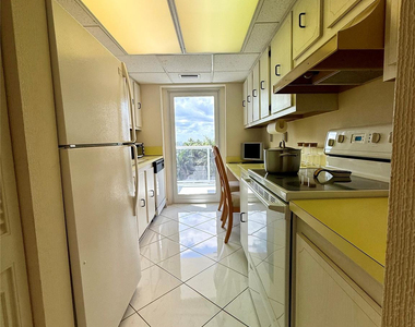2841 N Ocean Boulevard - Photo Thumbnail 4