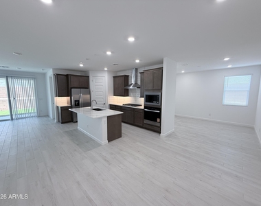 6964 W Buckhorn Trail - Photo Thumbnail 10