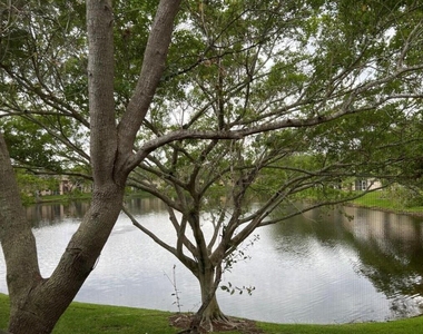 660 Cypress Club Way - Photo Thumbnail 8