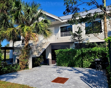 11810 Se Dixie Highway - Photo Thumbnail 12