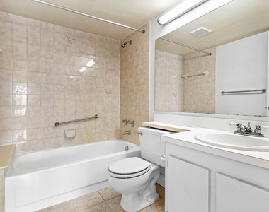 826 Sky Pine Way - Photo Thumbnail 11