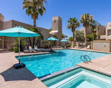 11333 N 92nd Street - Photo Thumbnail 23
