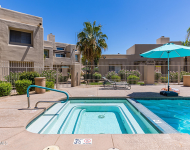 11333 N 92nd Street - Photo Thumbnail 22