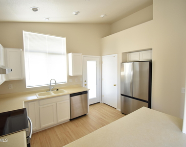 3511 W Morse Court - Photo Thumbnail 5