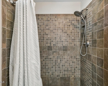 14423 N 51st Street - Photo Thumbnail 15