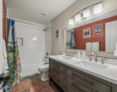14423 N 51st Street - Photo Thumbnail 16