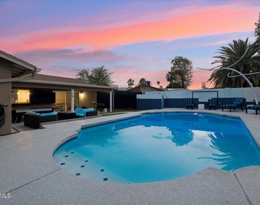 14423 N 51st Street - Photo Thumbnail 45