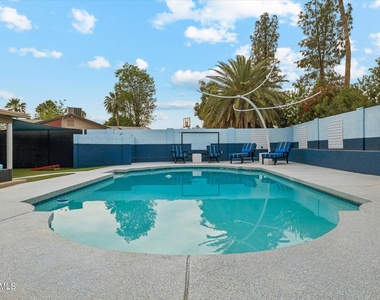 14423 N 51st Street - Photo Thumbnail 27