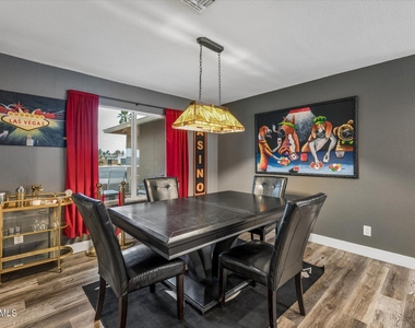 14423 N 51st Street - Photo Thumbnail 3