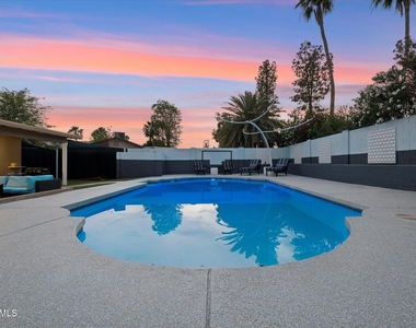 14423 N 51st Street - Photo Thumbnail 48