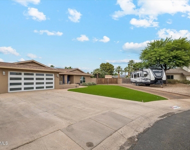 14423 N 51st Street - Photo Thumbnail 43