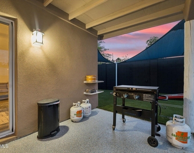 14423 N 51st Street - Photo Thumbnail 22