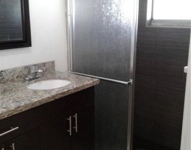14025 Langley Place - Photo Thumbnail 7