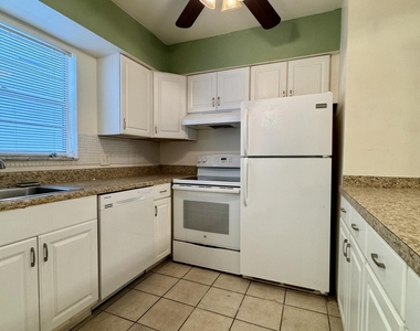 6505 Winfield Boulevard - Photo Thumbnail 2