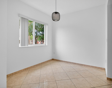 7085 Nova Drive - Photo Thumbnail 8