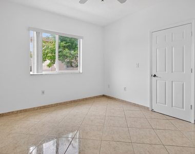 7085 Nova Drive - Photo Thumbnail 14