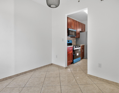 7085 Nova Drive - Photo Thumbnail 10