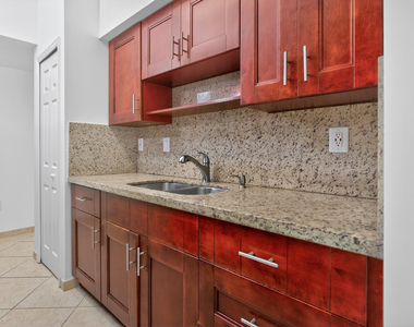 7085 Nova Drive - Photo Thumbnail 12