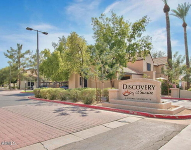 921 W University Drive - Photo Thumbnail 16