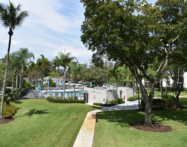 1201 River Reach Drive - Photo Thumbnail 38