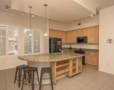 6745 N 93rd Avenue - Photo Thumbnail 5