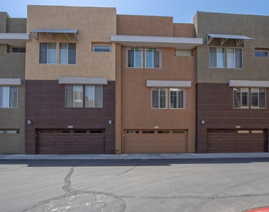6745 N 93rd Avenue - Photo Thumbnail 18