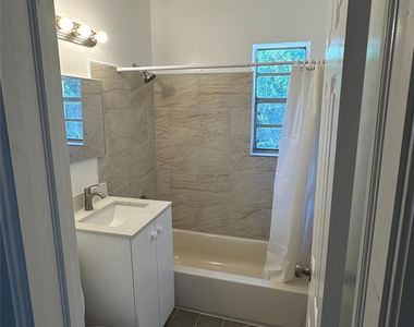591 Nw 187th Street - Photo Thumbnail 16