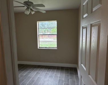591 Nw 187th Street - Photo Thumbnail 12